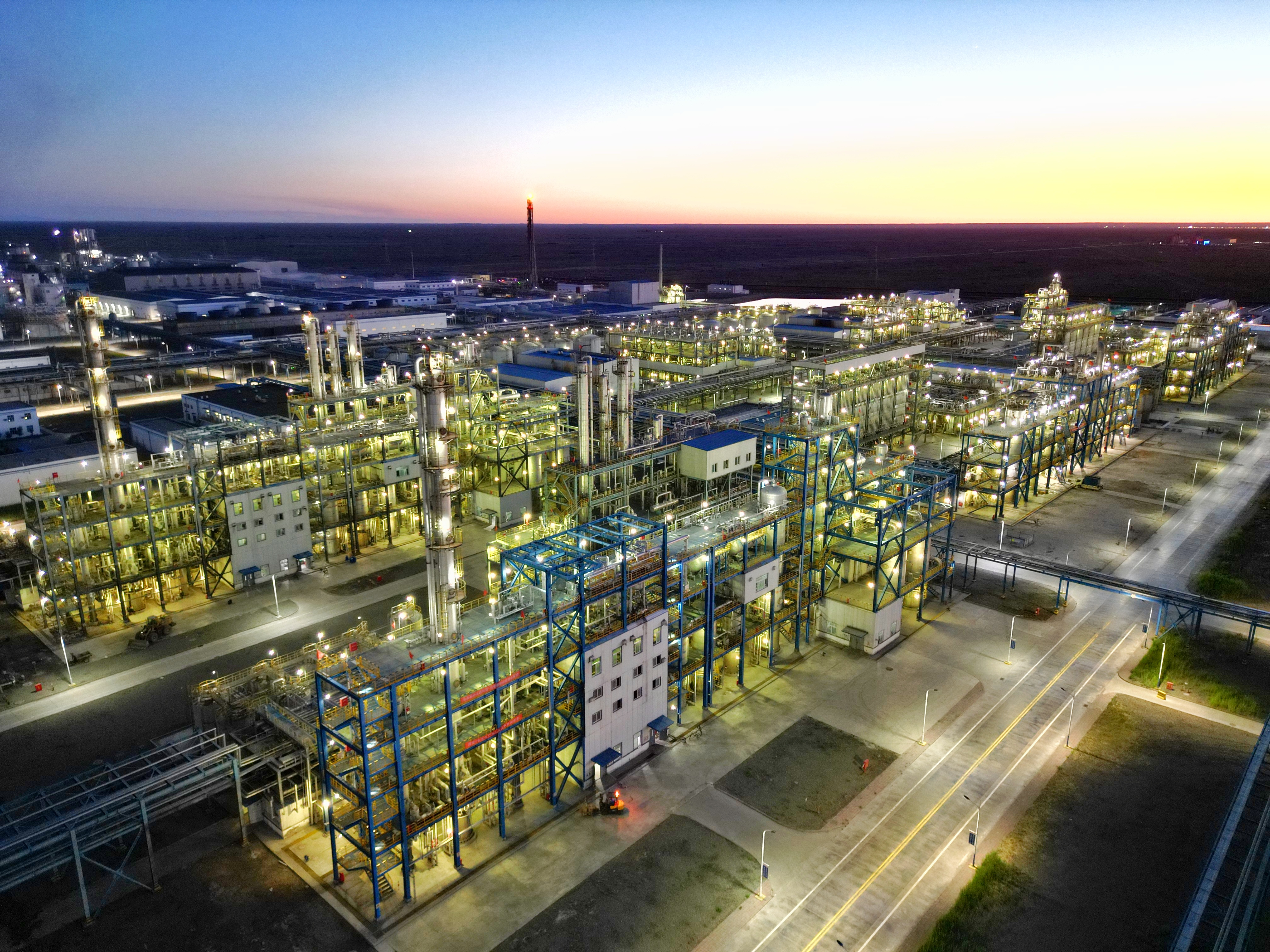 国泰新华生产区有机事业部及电石事业部装置