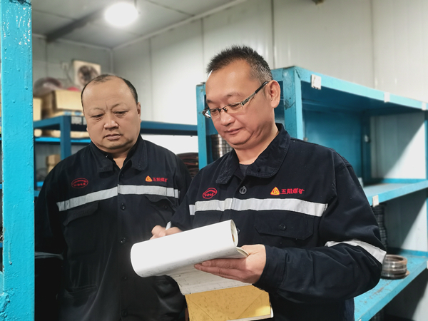 e894f14ef2884c80bf0063ff3f2d3c46.jpg e894f14ef2884c80bf0063ff3f2d3c46.jpg