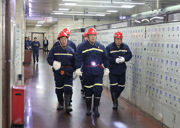 b833a5ef89e44eafb0f4edbb327ed63e.jpg b833a5ef89e44eafb0f4edbb327ed63e.jpg